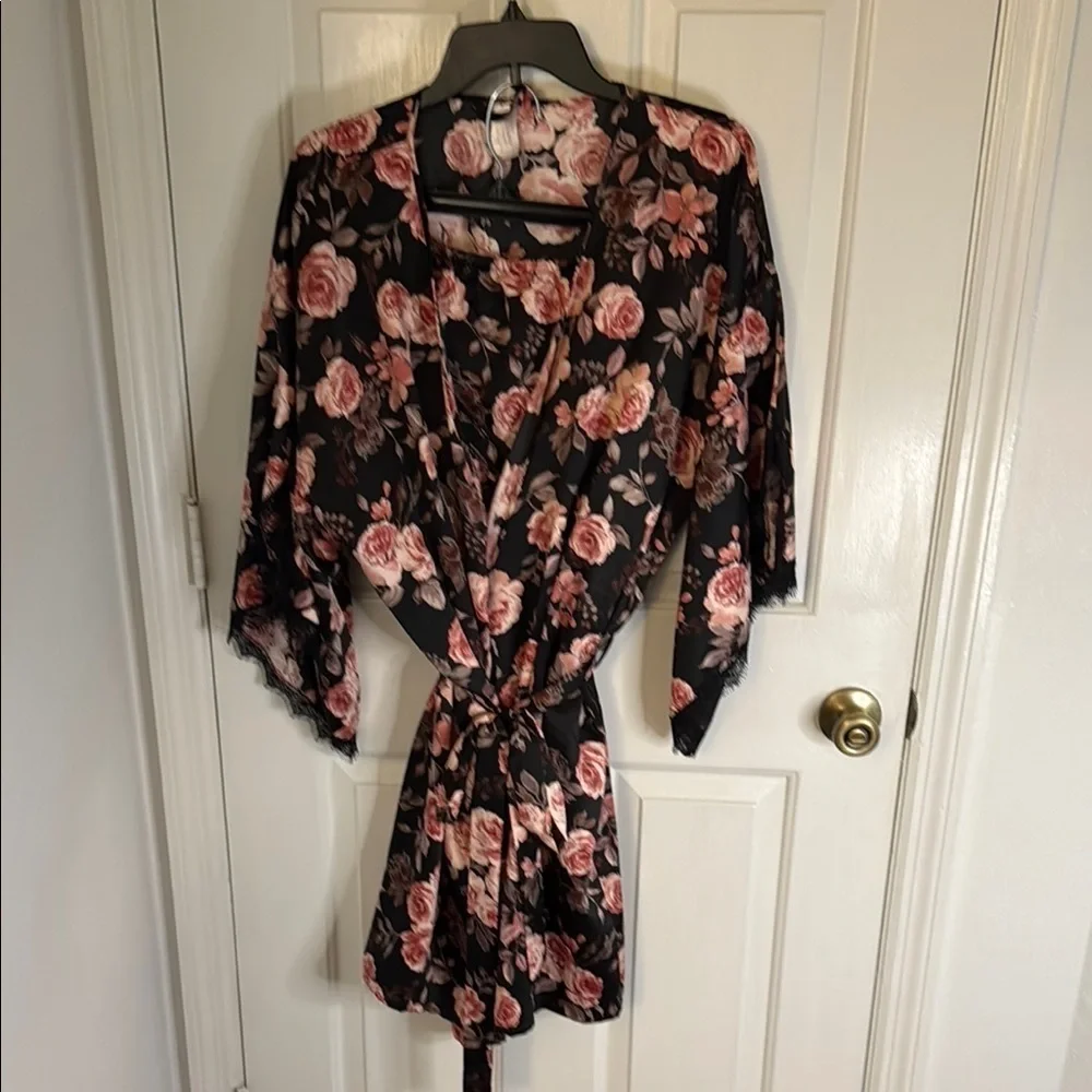 VS Secret Treasures Set , Elegant Black & Pink Rose Robe,Shorts& Camisole